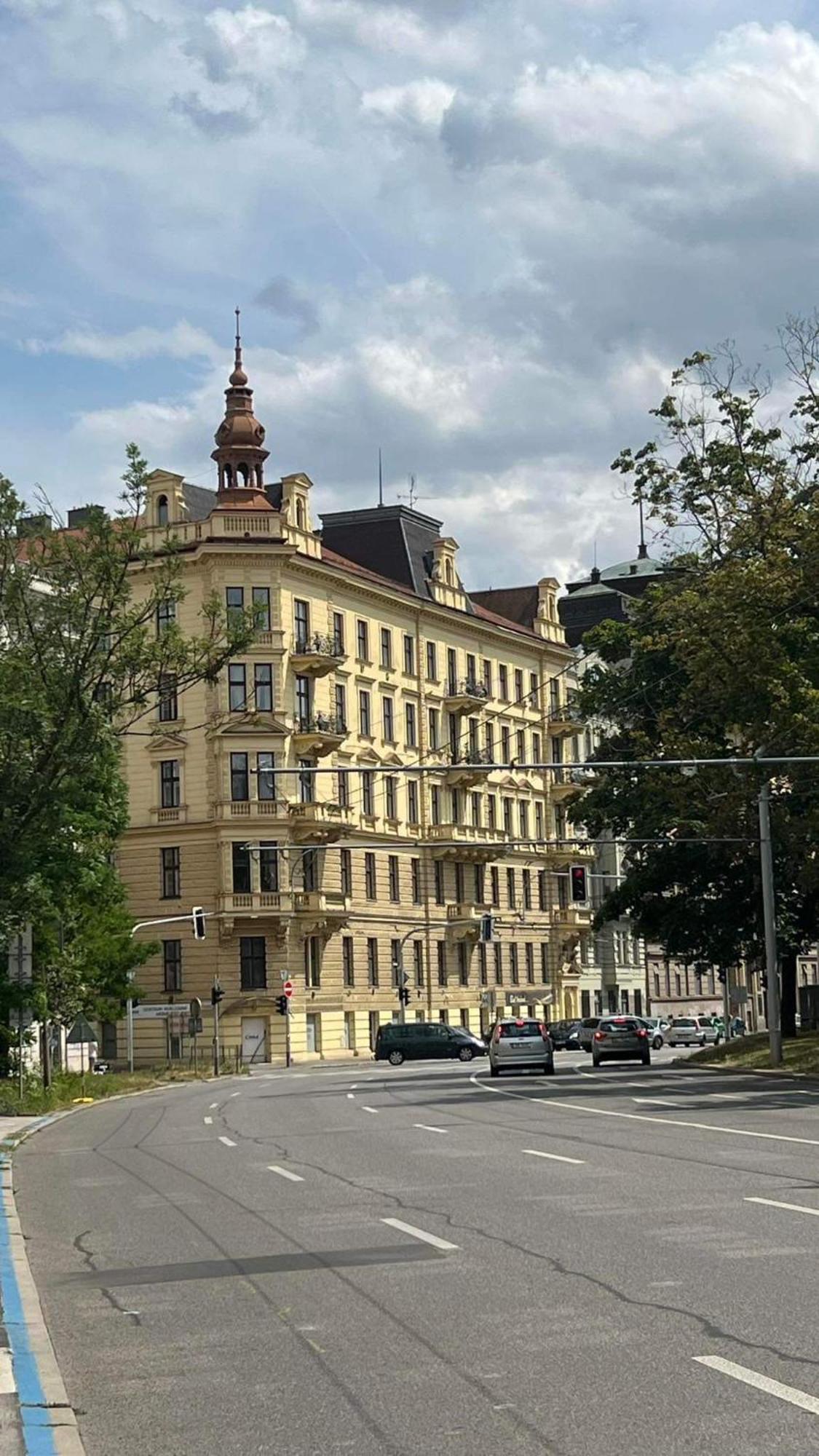 Comfort Place Brno, Bratislavska Апартаменти *